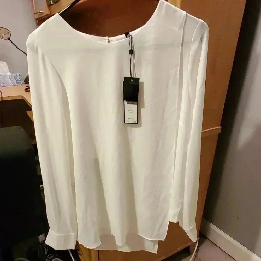 BCBG MAXAZRIA white blouse - Picture 2 of 5
